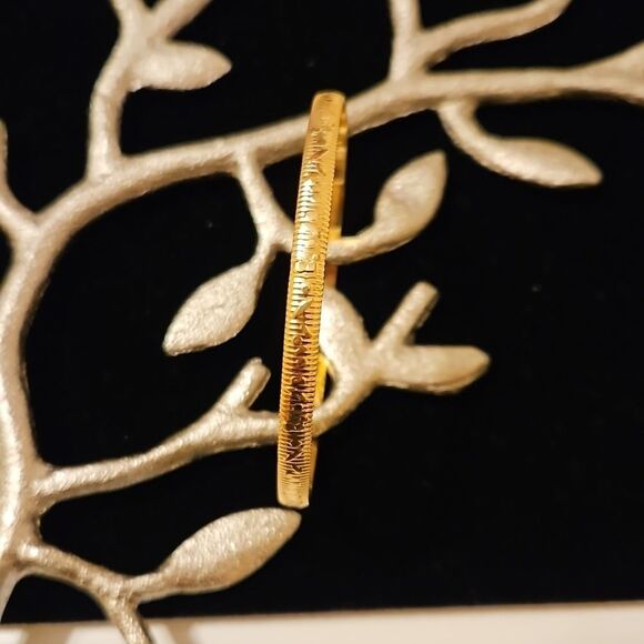 Enamel Floral bracelet,  white and gold bracelets lot of 3 - Picture 6 of 9